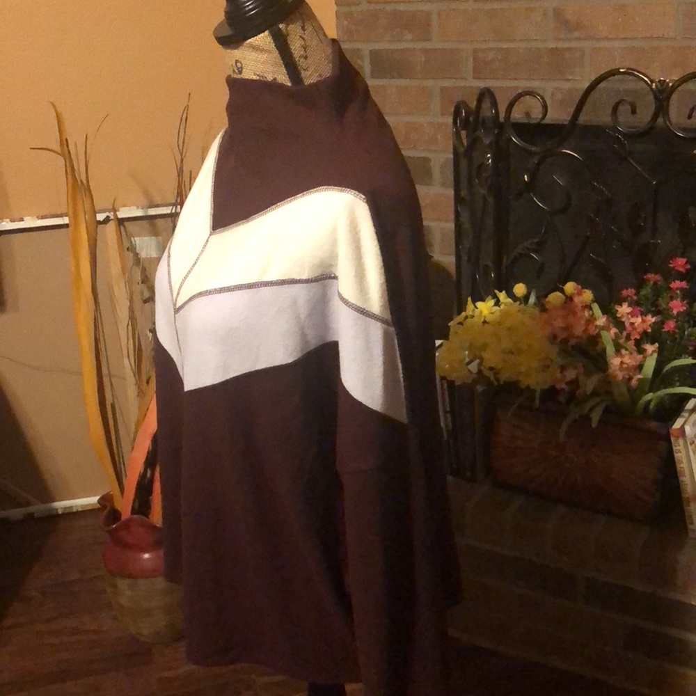 SLIP OVER SWEATER - Picture 2 of 3